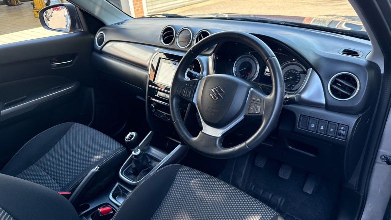 Suzuki Vitara 1.4 Boosterjet SZ-T 5dr Petrol Estate
